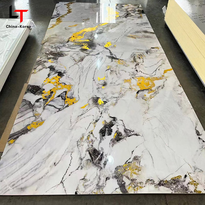 Vedenpitävä 1220×2440mm 3mm PVC UV-levy sisäseinäpaneelin koristeluun korkeakiiltoisella viimeistelyllä kodin toimistosuunnittelun sisustukseen