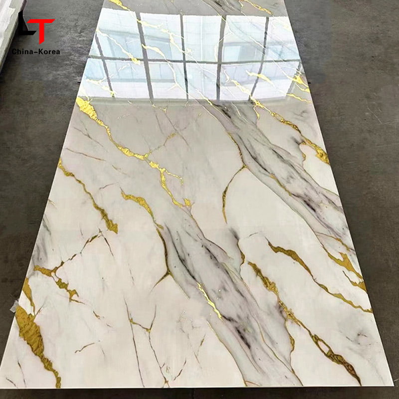 Vedenpitävä 1220×2440mm 3mm PVC UV-levy sisäseinäpaneelin koristeluun korkeakiiltoisella viimeistelyllä kodin toimistosuunnittelun sisustukseen