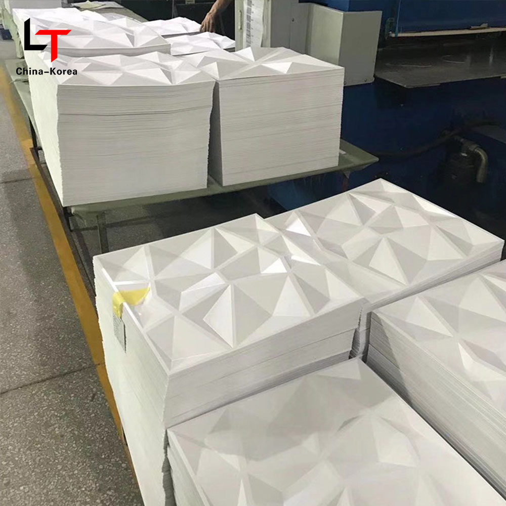 Moderni 3D PVC-seinäpaneeli/tarra sisustus vedenpitävä matta musta timanttimuoto olohuoneeseen makuuhuoneen seinäkoristeeseen vedenpitävä