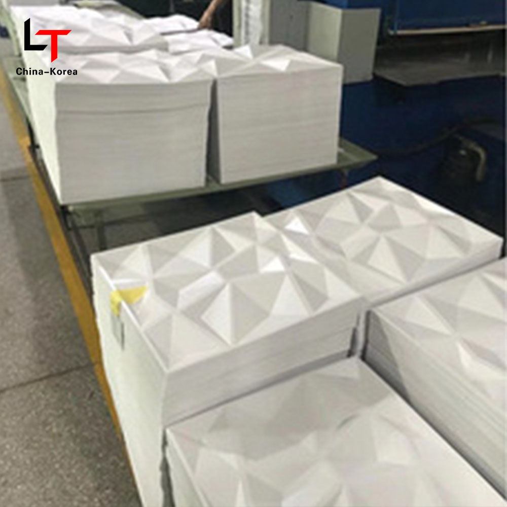 Moderni 3D PVC-seinäpaneeli/tarra sisustus vedenpitävä matta musta timanttimuoto olohuoneeseen makuuhuoneen seinäkoristeeseen vedenpitävä