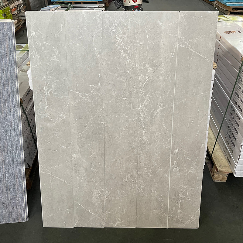 Valkoinen ja musta marmori puusyinen jäykkä ydin Interlock Click Lock Vinyyli lankkulattia Piso PVC sisäpuoli Click Piso SPC lattia