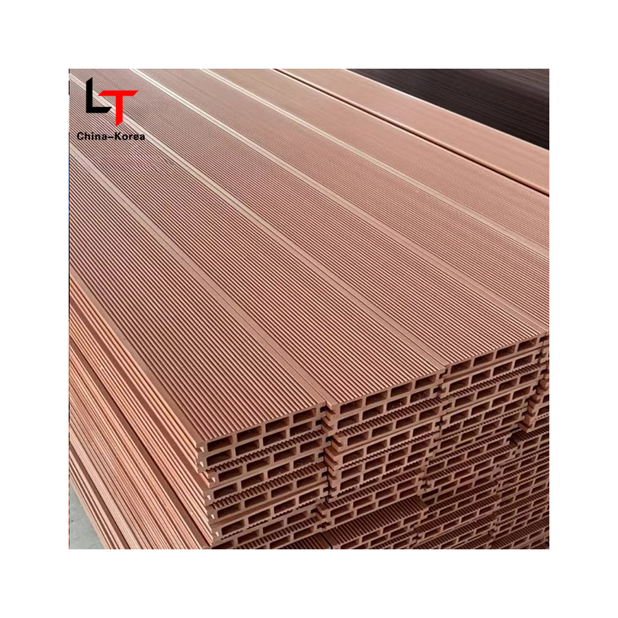 Arkkitehtoninen WPC-lattia